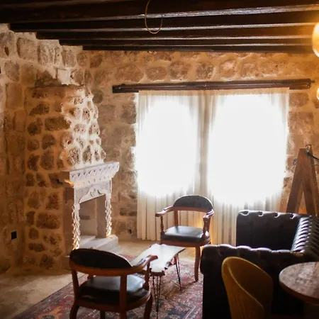 Rose Moon Cave Hotel