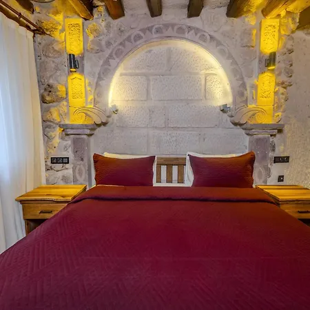 Rose Moon Cave Hotel *