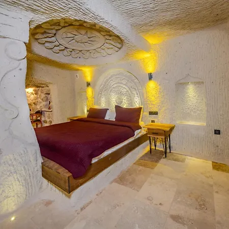 Rose Moon Cave Hotel Nevşehir