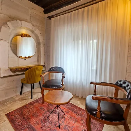 Hotel Rose Moon Cave