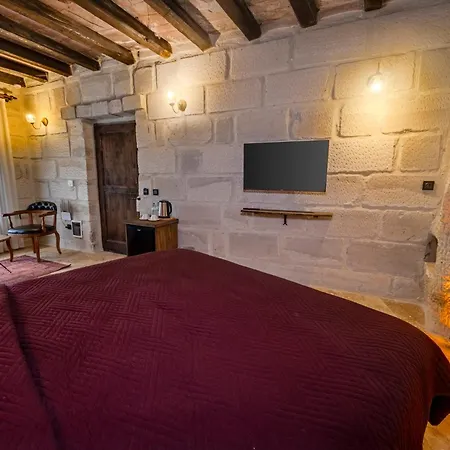 Hotel Rose Moon Cave *