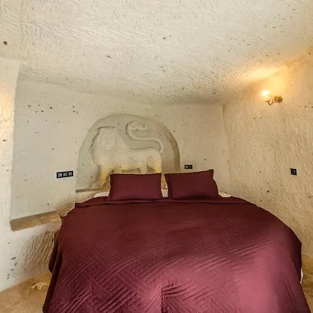 Hotel Rose Moon Cave
