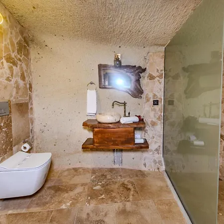 Hotel Rose Moon Cave