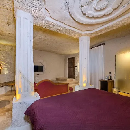 Rose Moon Cave Hotel *