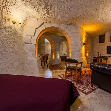 Rose Moon Cave Nevşehir