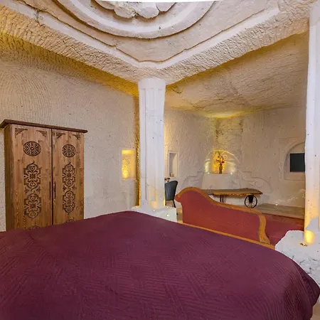 Hotel Rose Moon Cave *
