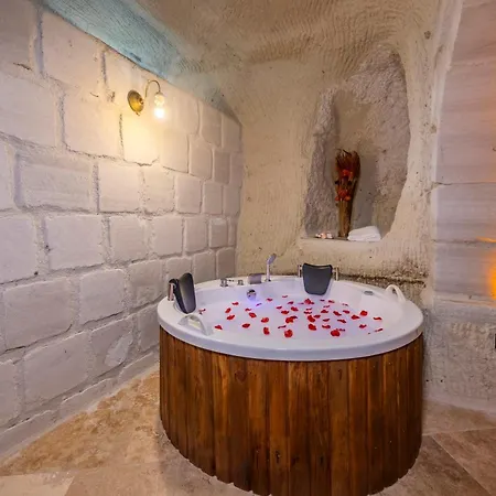 Rose Moon Cave Hotel