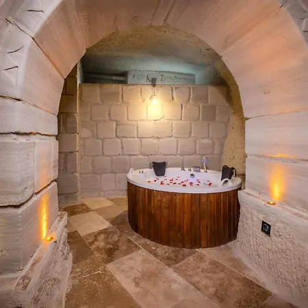 Rose Moon Cave Hotel