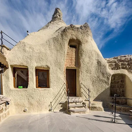 Rose Moon Cave * Nevsehir