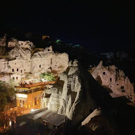 Rose Moon Cave Hotel
